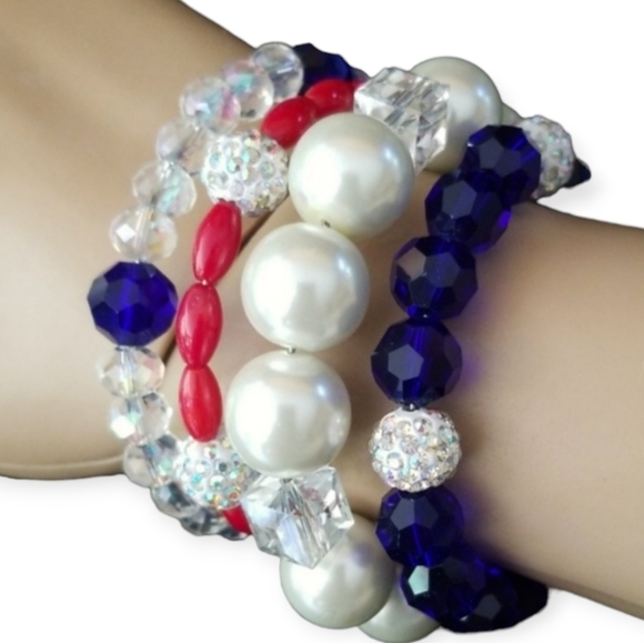 NWT Hand Crafted Boho Beaded Faux Pearl and Rhinestone Wrap Bracelet - Picture 4 of 12